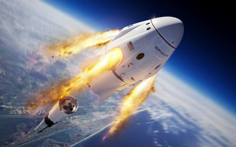 Компания Илона Маска отправила астронавтов в Космос 